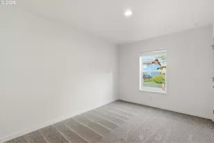 601 1/2 Helton St, Castle Rock, WA 98611 - Photo 16