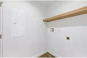 601 1/2 Helton St, Castle Rock, WA 98611 - Photo 14