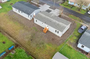 601 1/2 Helton St, Castle Rock, WA 98611 - Photo 40