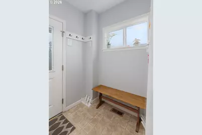 589 W Olive St, Newport, OR 97365 - Photo 28