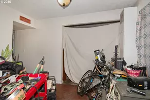 3964 Clinton Ave, Klamath Falls, OR 97603 - Photo 8