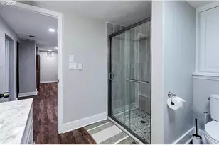 8243 NE Hassalo St, Portland, OR 97220 - Photo 40