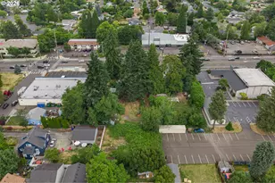 10140 SE Division St, Portland, OR 97266 - Photo 42