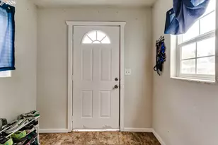 525 21st St, Springfield, OR 97477 - Photo 6