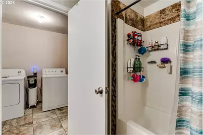 525 21st St, Springfield, OR 97477 - Photo 20