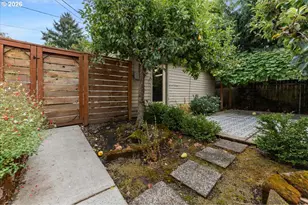 12260 SW Butner Rd, Portland, OR 97225 - Photo 46