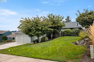 2111 Club House Dr, West Linn, OR 97068 - Photo 2