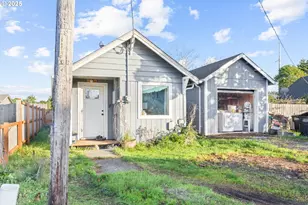 945 NE Commercial St, Waldport, OR 97394 - Photo 2