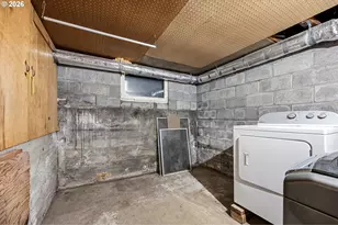 526 S 3rd St, Springfield, OR 97477 - Photo 32