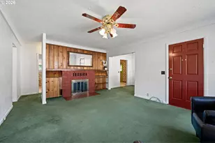 526 S 3rd St, Springfield, OR 97477 - Photo 6