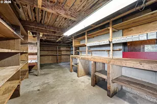 526 S 3rd St, Springfield, OR 97477 - Photo 36