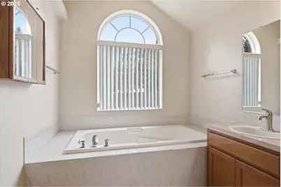 19849 Castleberry Loop, Oregon City, OR 97045 - Photo 22