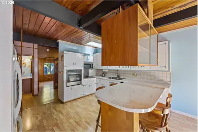 87463 McTimmons Ln, Bandon, OR 97411 - Photo 16