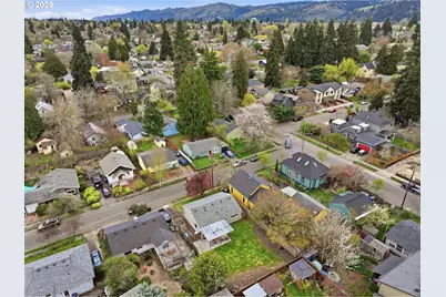 8817 N Hartman St, Portland, OR 97203 - Photo 32