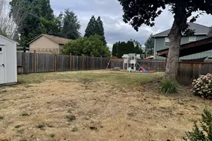 740 65th St, Springfield, OR 97478 - Photo 32