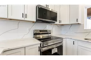 141 NE D St, Willamina, OR 97396 - Photo 14