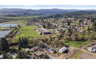 141 NE D St, Willamina, OR 97396 - Photo 44