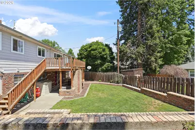 705 E 21st Pl, The Dalles, OR 97058 - Photo 30