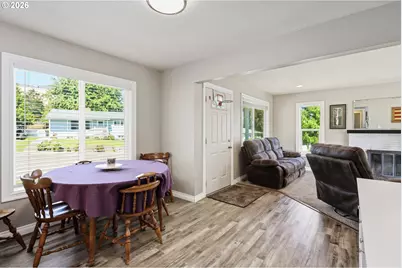 705 E 21st Pl, The Dalles, OR 97058 - Photo 10
