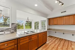 48 Eagle Crest Dr, Lake Oswego, OR 97035 - Photo 8