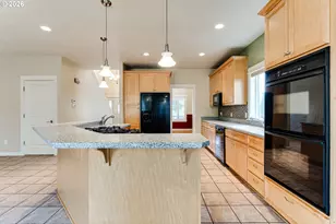 2353 Rollie Loop, Eugene, OR 97405 - Photo 10
