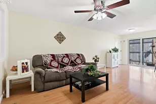17990 NW Brickstone Ln, Beaverton, OR 97006 - Photo 12