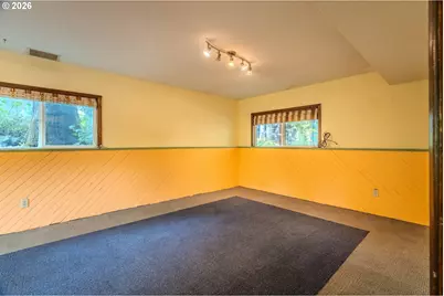 18130 Trevor Ct, Gladstone, OR 97027 - Photo 26
