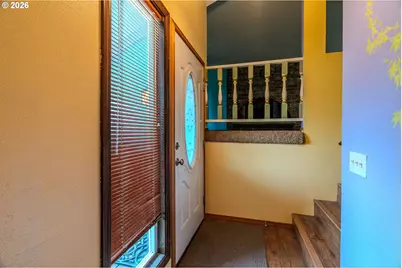 18130 Trevor Ct, Gladstone, OR 97027 - Photo 4