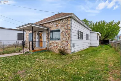 2125 8th St, Baker City, OR 97814 - Photo 2