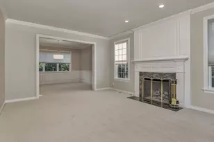 12862 NW Creekview Dr, Portland, OR 97229 - Photo 6