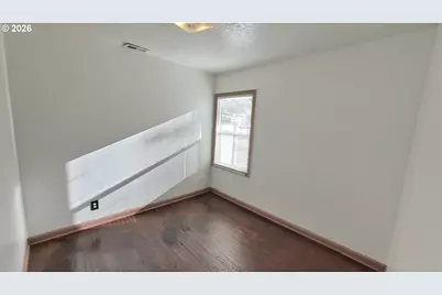 8816 SE Lafayette St, Portland, OR 97266 - Photo 10