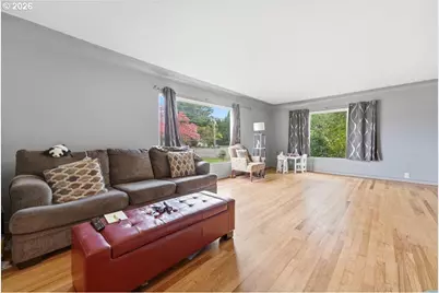 607 E Ellendale Ave, Dallas, OR 97338 - Photo 4