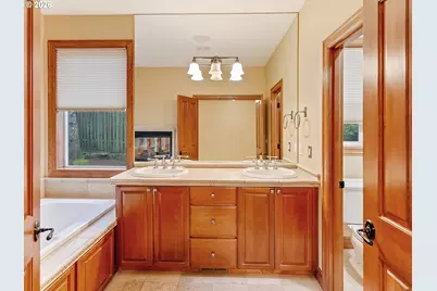 11048 SW Madrone Ct, Tualatin, OR 97062 - Photo 24