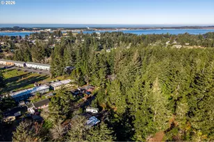 426 Ackerman Ave, Coos Bay, OR 97420 - Photo 34