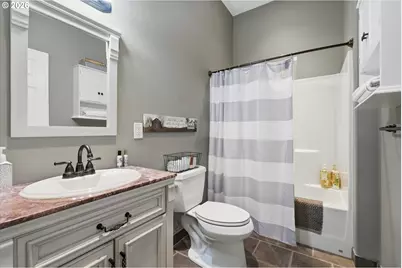 25699 S Springwater Rd, Estacada, OR 97023 - Photo 24