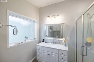 610 Vaughan Ln, Lebanon, OR 97355 - Photo 18