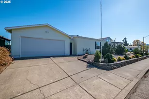 610 Vaughan Ln, Lebanon, OR 97355 - Photo 2