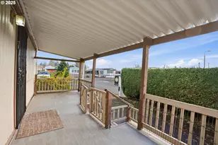 205 W Heintz St, Molalla, OR 97038 - Photo 18