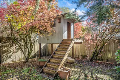 818 E Sierra Vista Dr, Newberg, OR 97132 - Photo 44