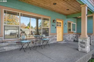 818 E Sierra Vista Dr, Newberg, OR 97132 - Photo 4