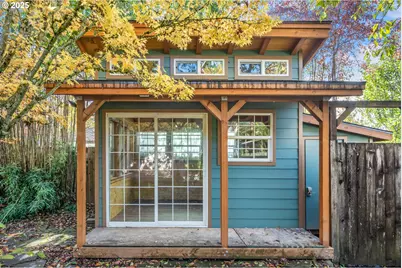 818 E Sierra Vista Dr, Newberg, OR 97132 - Photo 40