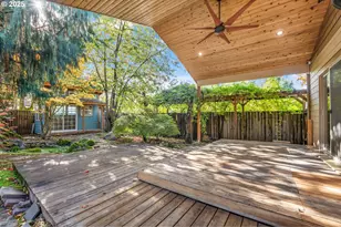 818 E Sierra Vista Dr, Newberg, OR 97132 - Photo 36