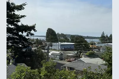 715 Jackson Ave, Coos Bay, OR 97420 - Photo 18