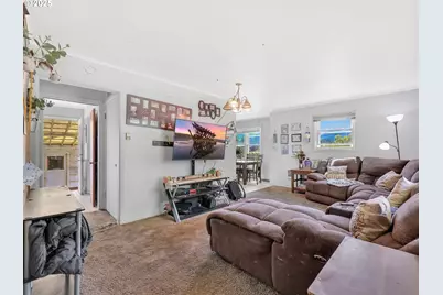 43018 Hillcrest Loop, Astoria, OR 97103 - Photo 4