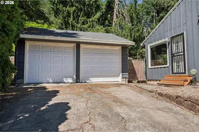 9505 NE Thompson St, Portland, OR 97220 - Photo 4