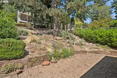 9505 NE Thompson St, Portland, OR 97220 - Photo 40