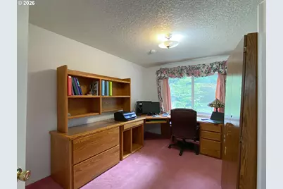 15925 Oakridge Ln, Silverton, OR 97381 - Photo 28
