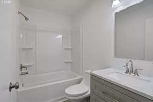 1354 SE Pine St, Roseburg, OR 97470 - Photo 12