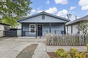 1354 SE Pine St, Roseburg, OR 97470 - Photo 2