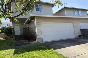 3237 Olive St, Vancouver, WA 98660 - Photo 2